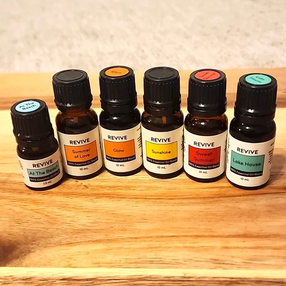 Summer Set: 7 Essential Oil Summer Blends - Picture 1 of 7